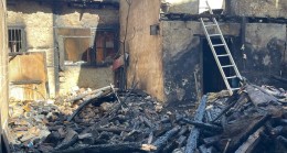 Çamlıyayla’da Çıkan Yangında 6 Ev Zarar Gördü