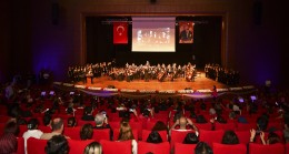Özdülger, ‘Cumhuriyetimizin 100. Yılı Atatürk’ü Anma Konseri’ne Katıldı
