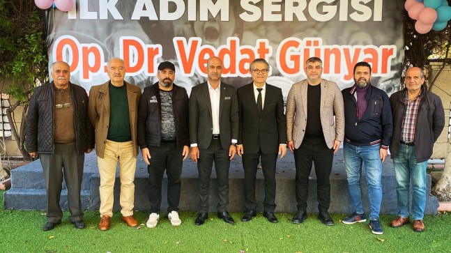 Op. Dr. Vedat Günyar 25 Yıllık Emeklerini “İlk Adım Sergisi” ile Tarsus’a Sundu