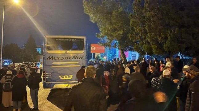 TARSUS UMRECİLERİ DUALARLA UĞURLANDI