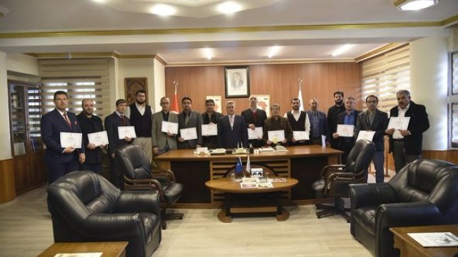 Tarsus Müftülüğü Tarafından Etkili Hutbe Sunumu Hizmet İçi Eğitimi Programı Düzenlendi