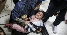 İsrail’in Gazze Saldırılarında Can Kaybı 23 Bin 708’e Yükseldi, Yaralı Sayısı 60 Bini Aştı