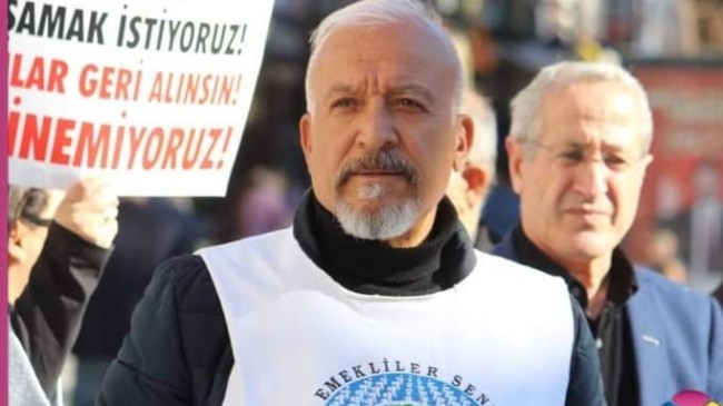 2017 Tüm Emeklilerin Sendikası Tarsus Şube Başkanı Hüseyin Pala Yerel Yönetim Seçimleri ile İlgili Basın Açıklaması Yaptı