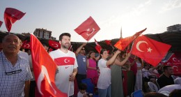 Tarsus’ta Dev Ekranda Milli Maç Coşkusu