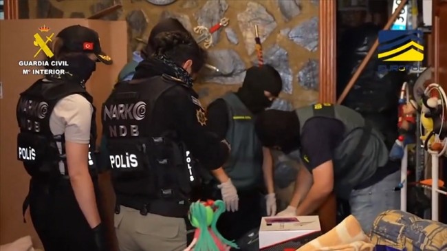 Uyuşturucu Kaçakçılığından Kırmızı Bültenle Aranan Kerim Dağlıoğlu İspanya’da Yakalandı