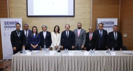 VALİ ALİ HAMZA PEHLİVAN, ŞEHRİN EKONOMİSİ MERSİN PROGRAMINA KATILDI