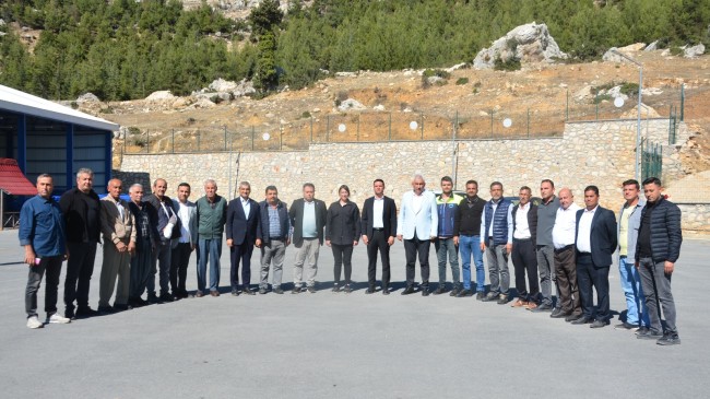 BÜYÜKŞEHİR YETKİLİLERİNDEN, ÇAMLIYAYLA MUHTARLARIYLA İSTİŞARE TOPLANTISI